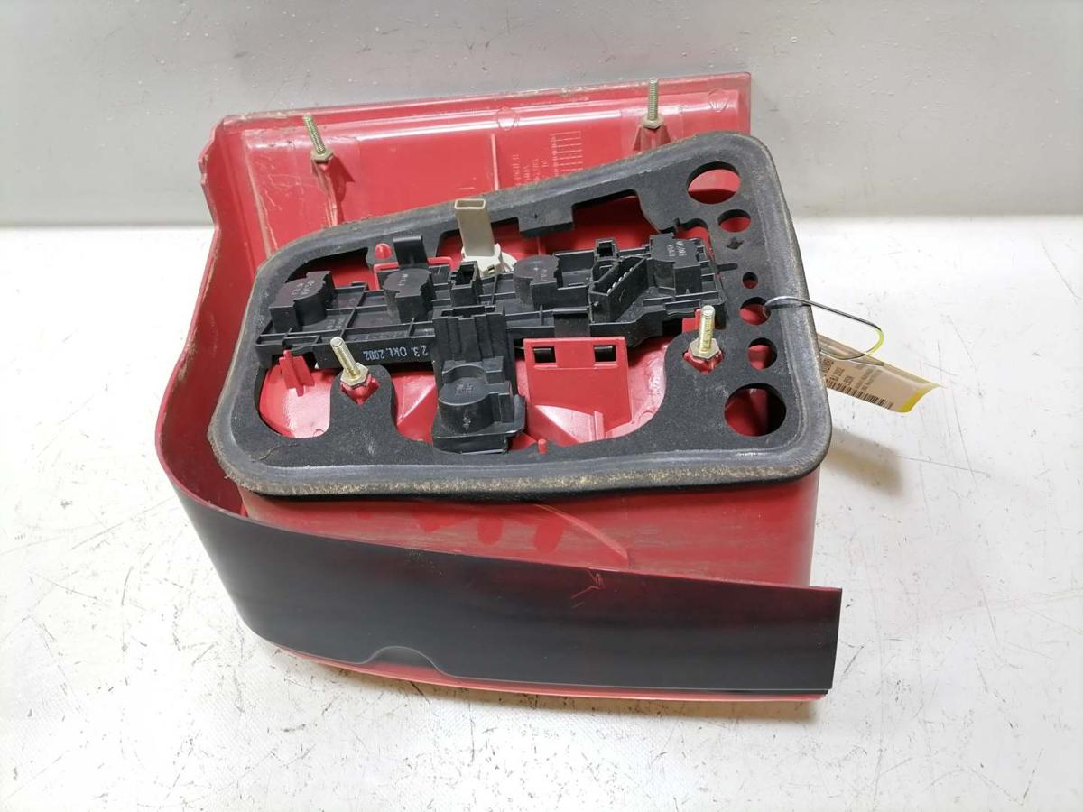 VW Passat 3BG original R&uuml;cklicht R&uuml;ckleuchte Schlussleuchte links Kombi Bj.2002